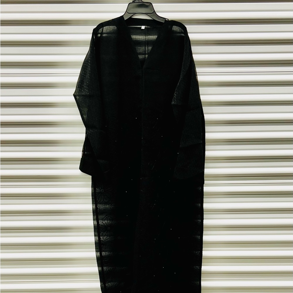 NWOT Women’s Black Kaftan